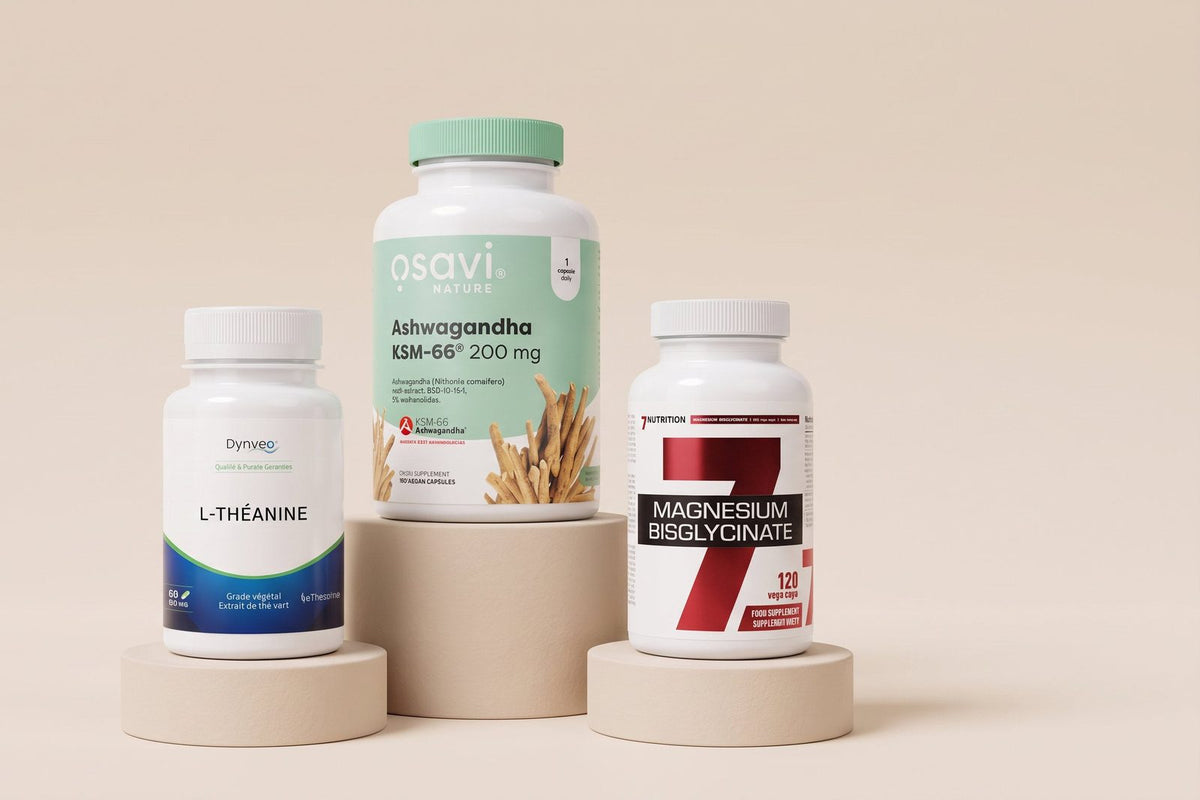 Trois flacons de compléments alimentaires : Dynveo L-Théanine, Osavi Ashwagandha KSM-66 et 7Nutrition Magnesium Bisglycinate