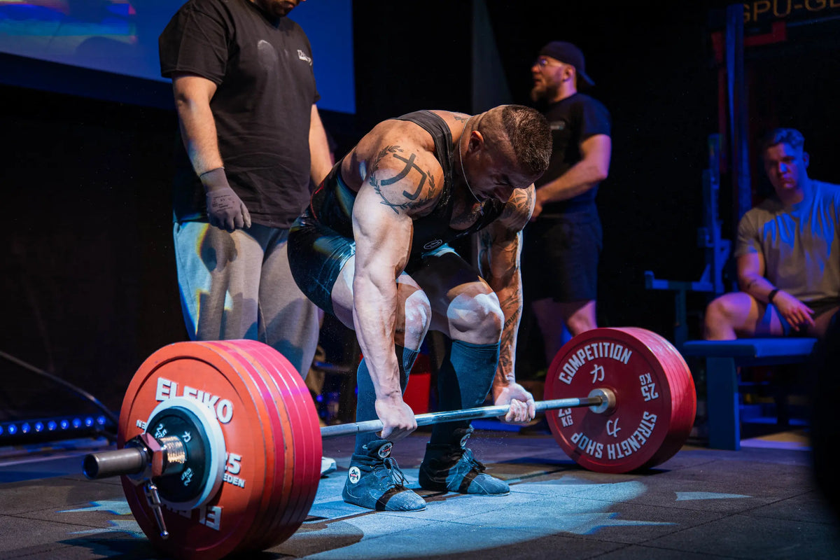 Simon Ducotterd sur scène en compétition de bodybuilding